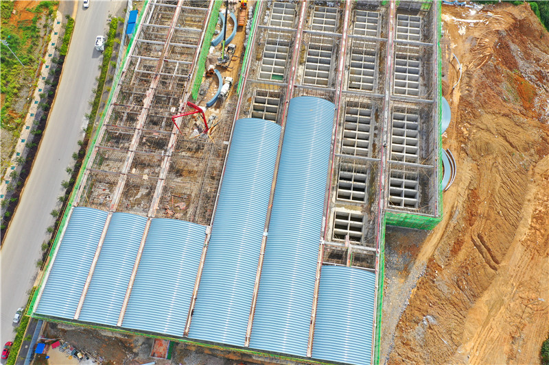 云南泡椒池新建覆膜板拱形屋面工程案例泡椒池無梁拱形屋頂工程完工效果 云南泡椒池新建覆膜板拱形屋面工程案例泡椒池無梁拱形屋頂工程完工效果